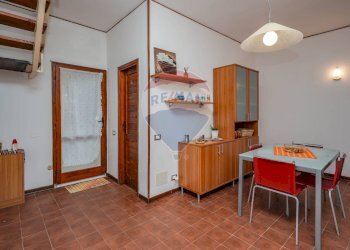 Sala da pranzo - Villa a Schiera Via Leoncavallo
 
85, Comacchio - foto 25