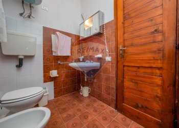 Bagno - Villa a Schiera Via Leoncavallo
 
85, Comacchio - foto 28