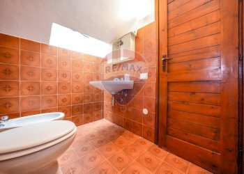 Bagno - Villa a Schiera Via Leoncavallo
 
85, Comacchio - foto 40