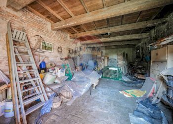 Dispensa di stoccaggio - Rustico Via Raffaello
 
4, Voghiera - foto 38