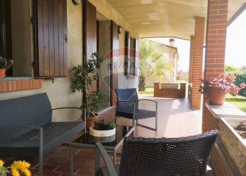 Terrazza - Casa indipendente Via Ca Motte
 
2, Codigoro - foto 10