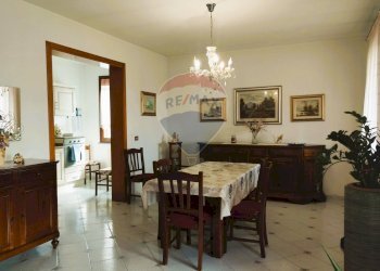 Sala da pranzo - Casa indipendente Via Ca Motte
 
2, Codigoro - foto 12
