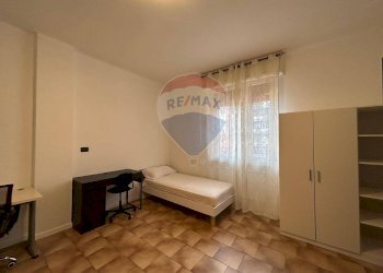 Camera / camera da letto - Non-buildable land corso piave
 
74, Ferrara - photo 3