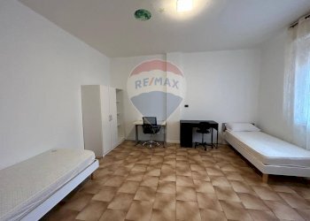 Camera / camera da letto - Non-buildable land corso piave
 
74, Ferrara - photo 6