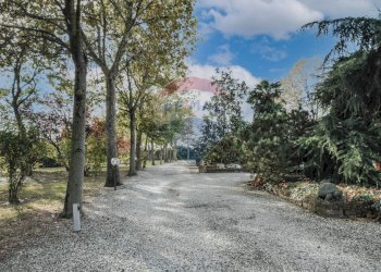 Edificio all\'aperto - Villa Strada Coramina
 
52, Ostellato - foto 6