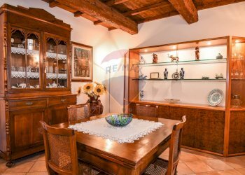 Sala da pranzo - Villa Strada Coramina
 
52, Ostellato - foto 3