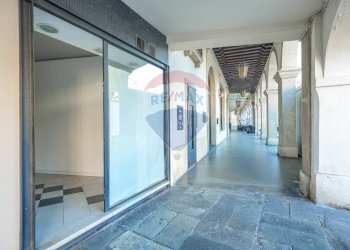 Ricezione / Lobby - Negozio Rovigo - foto 2