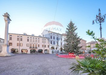 Edificio all\'aperto - Negozio Rovigo - foto 14