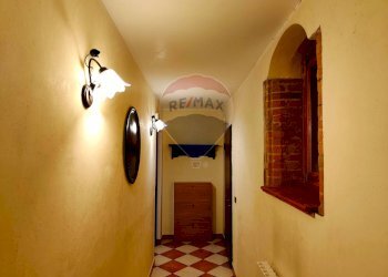 Hall / corridoio - Quadrilocale Ferrara - foto 13