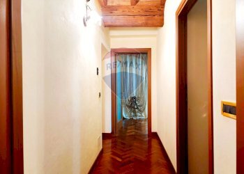 Hall / corridoio - Quadrilocale Ferrara - foto 25