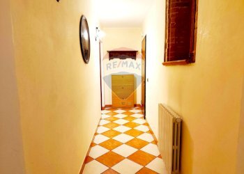 Hall / corridoio - Quadrilocale Ferrara - foto 32