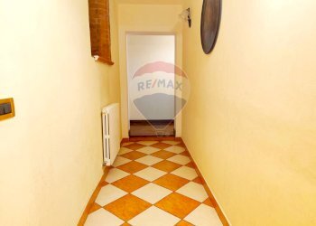 Hall / corridoio - Quadrilocale Ferrara - foto 33