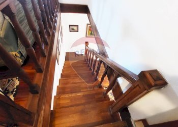 Scale - Villa Piombino - foto 11