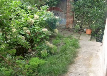 Giardino - Casa semi indipendente Strada provinciale delle valli di lanzo
 
101, Pessinetto - foto 19