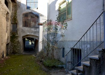 Edificio all\'aperto - Casa semi indipendente Via Orsiera
 
27, Mattie - foto 4