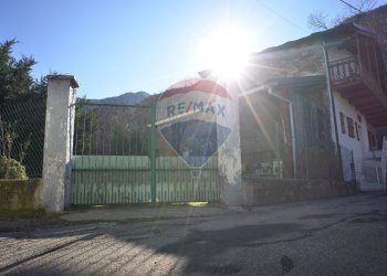 Edificio all\'aperto - Casa semi indipendente Via Orsiera
 
27, Mattie - foto 91