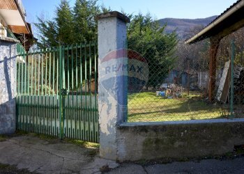 Giardino - Casa semi indipendente Via Orsiera
 
27, Mattie - foto 100