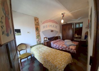 Camera / camera da letto - Casa semi indipendente Borgata Favella
 
24, Rubiana - foto 12