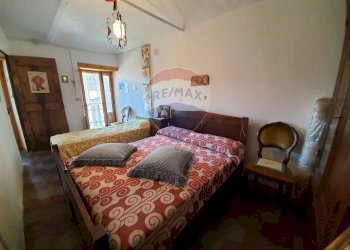 Camera / camera da letto - Casa semi indipendente Borgata Favella
 
24, Rubiana - foto 13