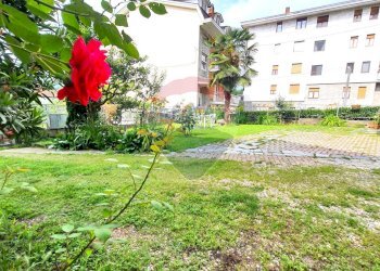 Giardino - Quadrilocale via ratti
 
6, Trana - foto 5