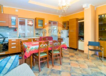 Sala da pranzo - Quadrilocale via ratti
 
6, Trana - foto 10