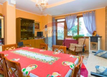 Sala da pranzo - Quadrilocale via ratti
 
6, Trana - foto 13