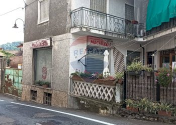 Casa all\'aperto - Negozio roma
 
12, Rubiana - foto 4