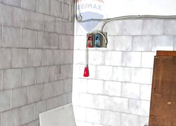 Dettagli - Negozio roma
 
12, Rubiana - foto 8