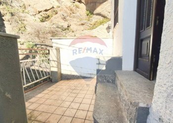 Balcone - Casa semi indipendente via vallone
 
17, Mattie - foto 4