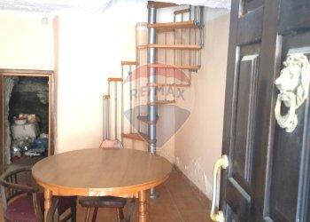 Sala da pranzo - Casa semi indipendente via vallone
 
17, Mattie - foto 43