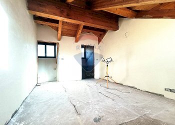 Stanza vuota - Bilocale Via Torino
 
17, Cantalupa - foto 12