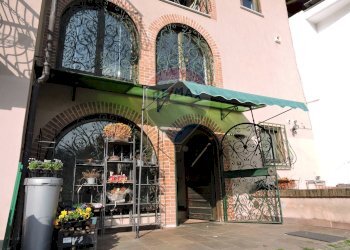 Edificio all\'aperto - Casa semi indipendente Borgata Peata
 
3, Giaveno - foto 17