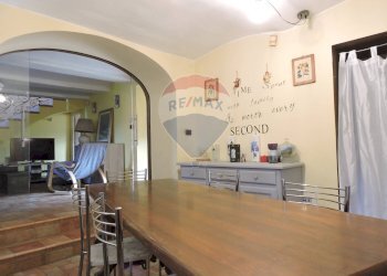 Sala da pranzo - Casa semi indipendente Borgata Peata
 
3, Giaveno - foto 25