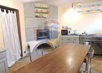 Sala da pranzo - Casa semi indipendente Borgata Peata
 
3, Giaveno - foto 30