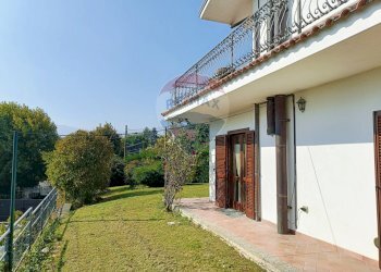 Giardino - Villa Via Rubiana
 
142/2, Almese - foto 2