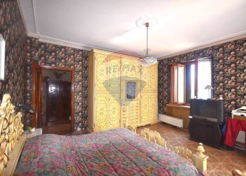 Camera / camera da letto - Quadrilocale via della Torre
 
17, Buttigliera Alta - foto 11