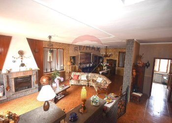 Soggiorno - Quadrilocale via della Torre
 
17, Buttigliera Alta - foto 25