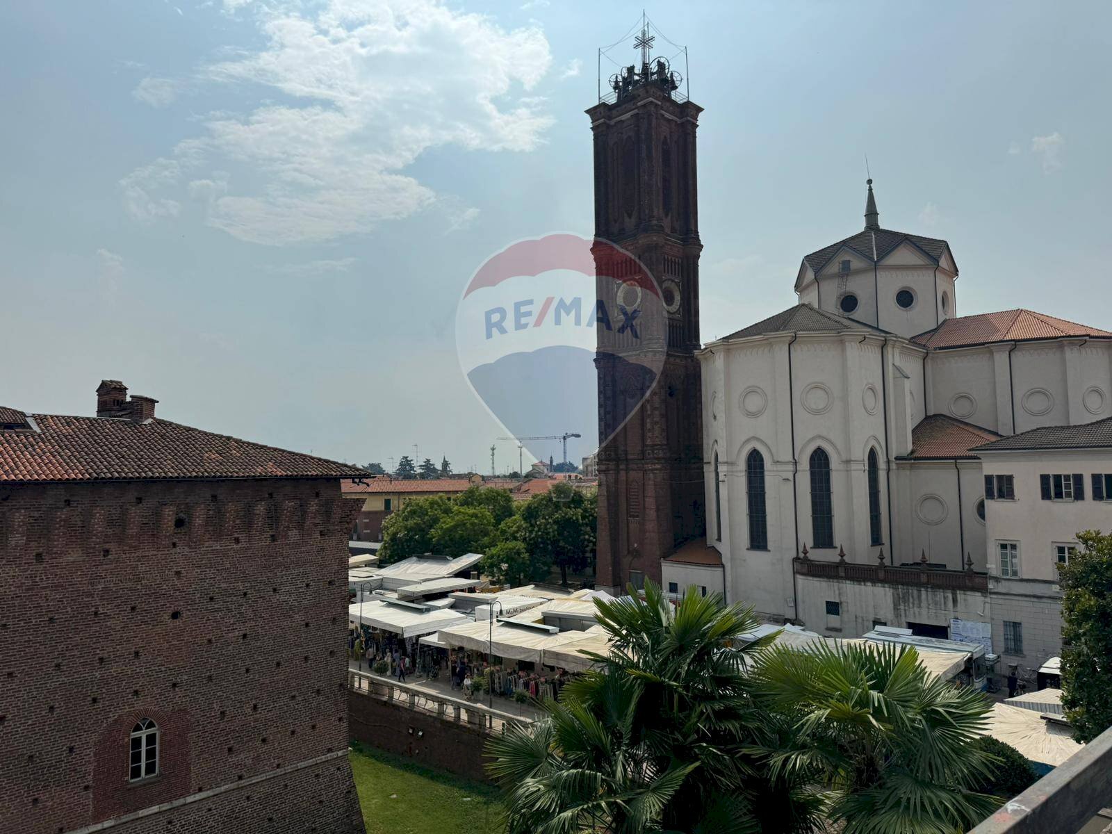 Edificio all\'aperto - Independent house Piazza Martiri della Libertà
 
22, Galliate - photo 3