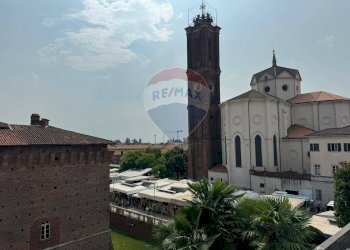 Edificio all\'aperto - Casa indipendente Piazza Martiri della Libertà
 
22, Galliate - foto 3