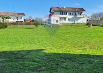 Giardino - Casa indipendente via conturbia
 
3, Suno - foto 12