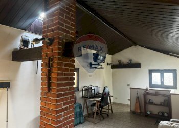 Soggiorno - Casa indipendente via conturbia
 
3, Suno - foto 24