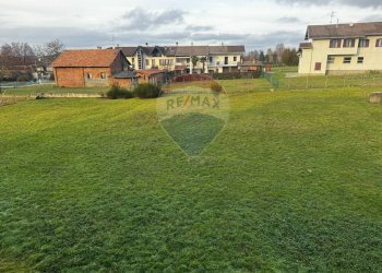 Giardino - Casa indipendente via conturbia
 
3, Suno - foto 29