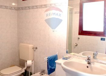 Bagno - Villa Via Natale Macchi
 
18, Galliate - foto 10