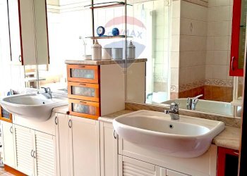 Bagno - Villa Via Natale Macchi
 
18, Galliate - foto 11