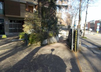 Foto 3 - Box Via Zaccherini Alvisi
 
10, Bologna - foto 3