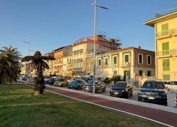 Edificio all\'aperto - Apartment Camaiore - photo 37