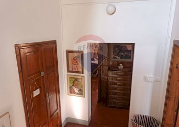 Hall / corridoio - Casa indipendente Barga - foto 38