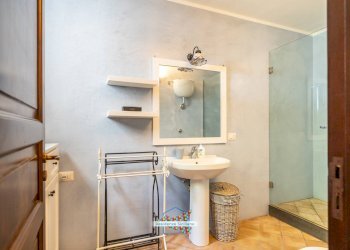 Foto 10 - Three-room apartment Via Umberto I
 
14, Santa Marina Salina - photo 10