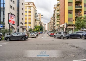 Foto 2 - Locale Commerciale Via Vincenzo Barbera
 
21, Palermo - foto 2