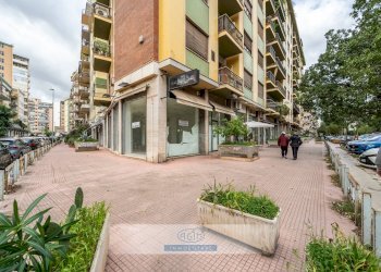 Foto 3 - Locale Commerciale Via Vincenzo Barbera
 
21, Palermo - foto 3